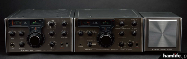 アマチュア無線機Collection】高級感溢れるブロンズパネルの送受信機