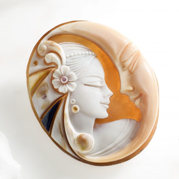 新作紹介】新しい時代のカメオ | (株)ハナジマ 東京都