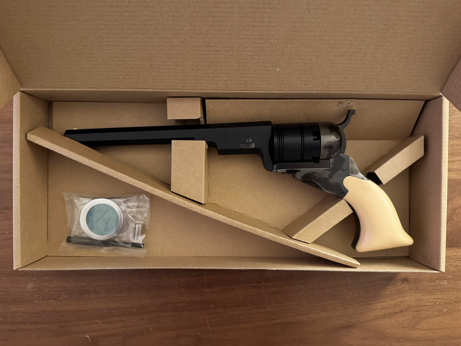 ハートフォード 「テキサス・パターソン」発火式モデルガン レビュー