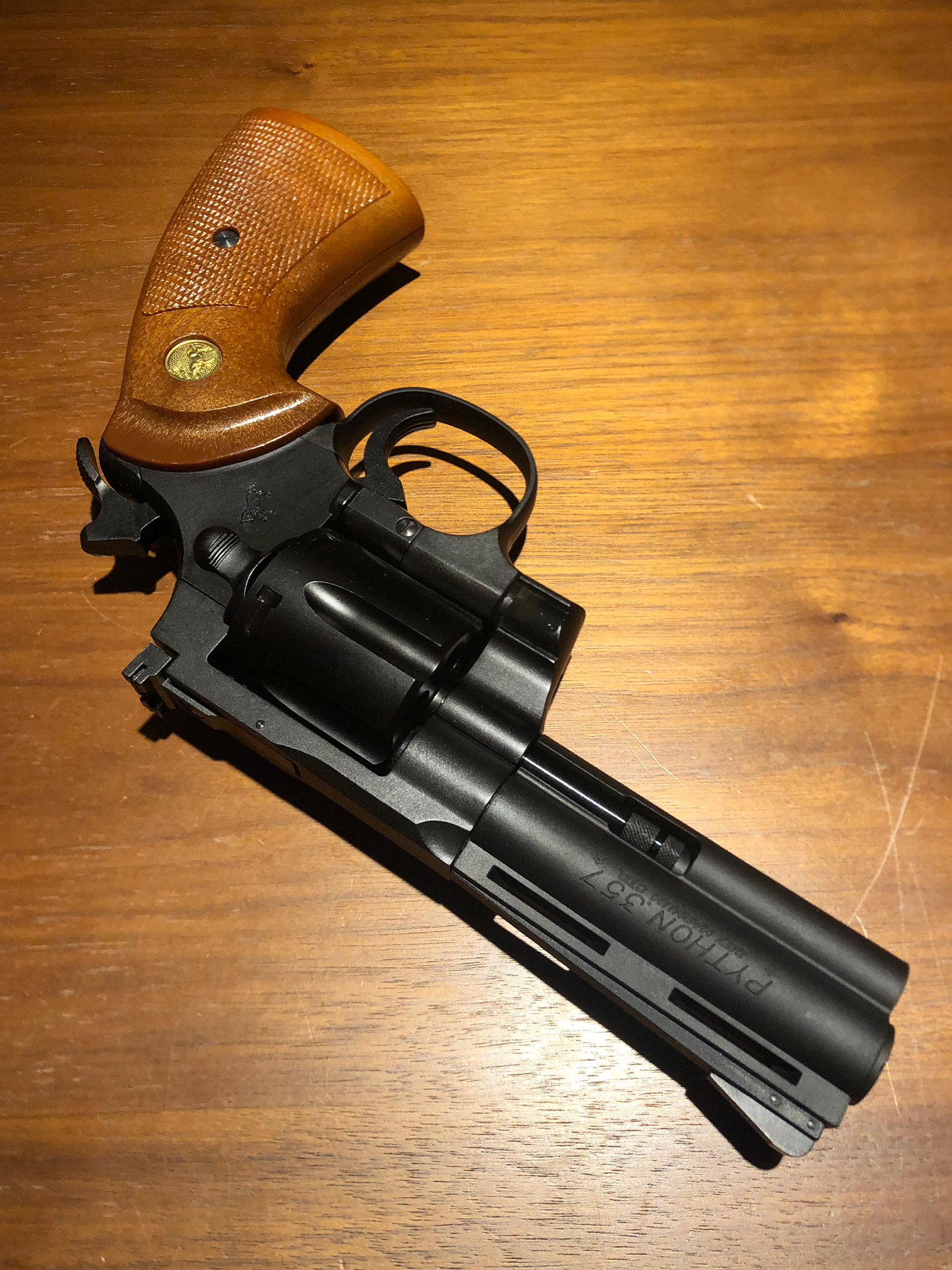 タナカワークス コルト・パイソン R-model HWブラック 4インチ