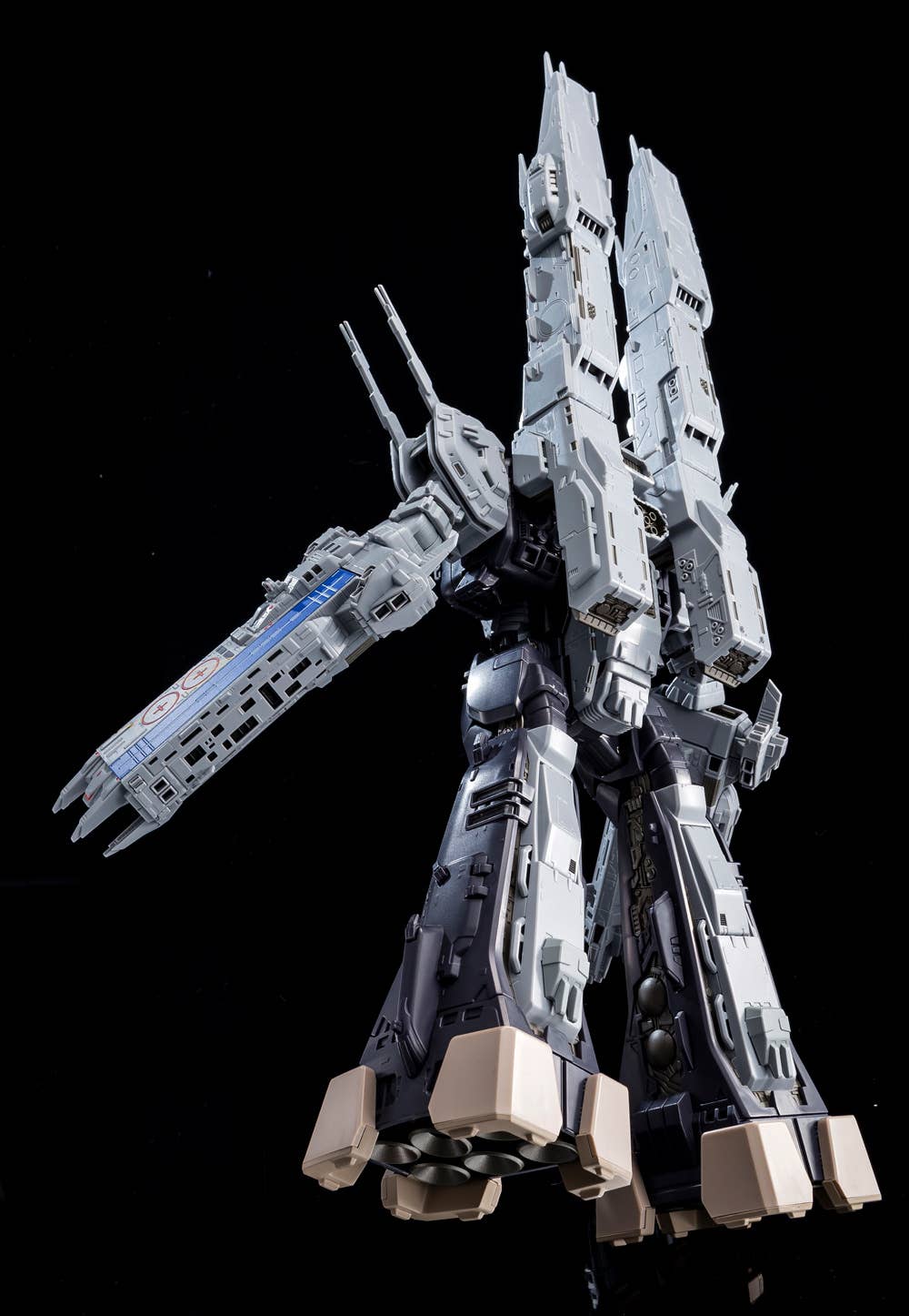 Completely Transformable SDF-1 Macross (Reissue) | HLJ.com