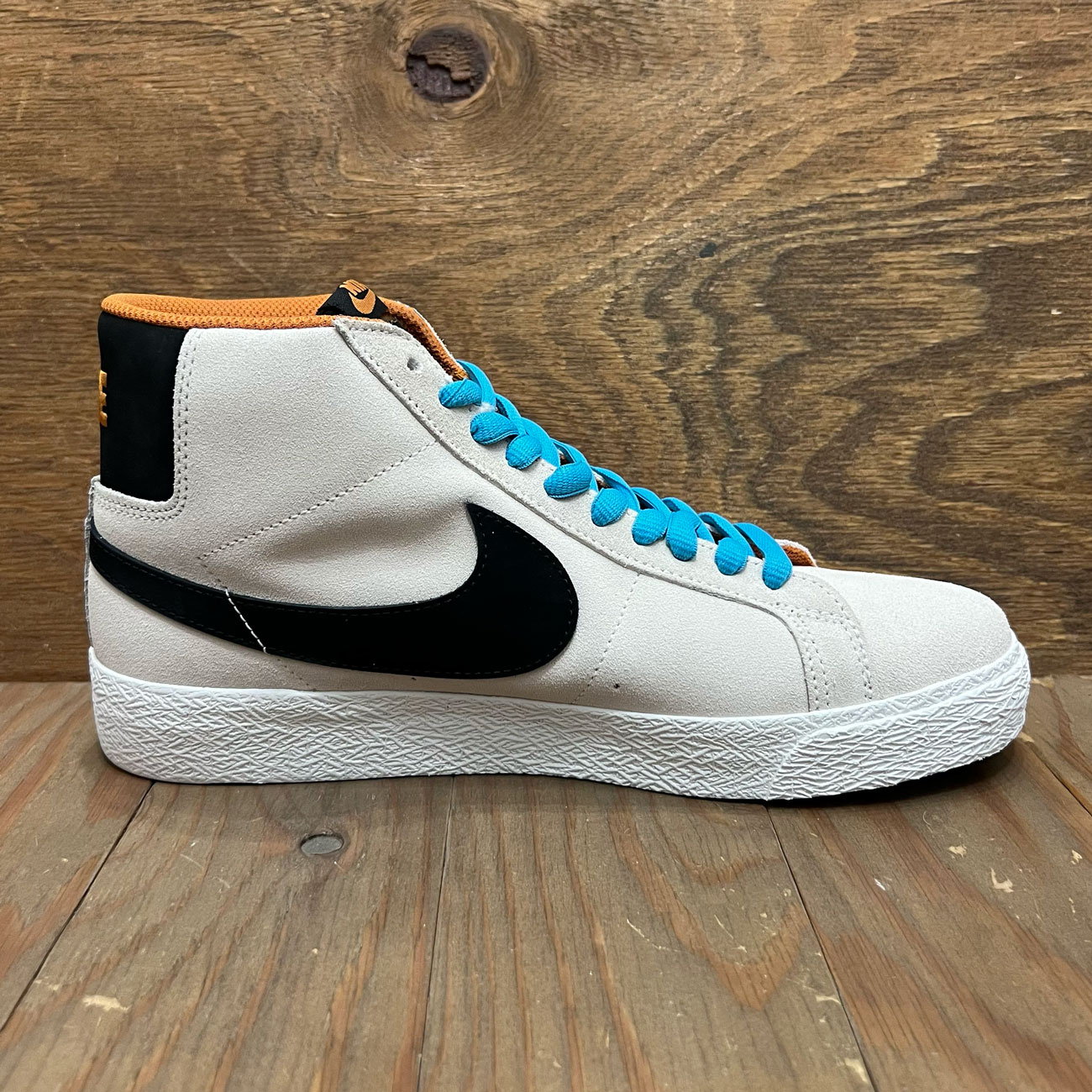 NIKE SB ZOOM BLAZER MID PHANTOM/BLACK MONARCH | 東京のスケート