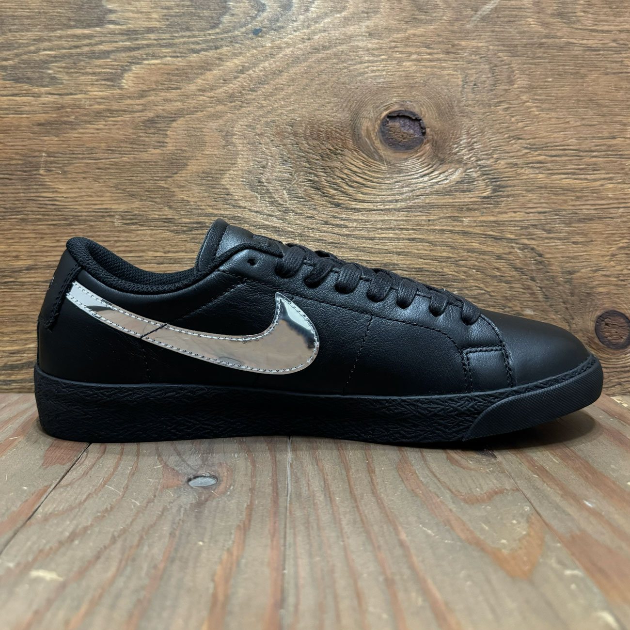 NIKE SB ZOOM BLAZER LOW QS DANCER | 東京のスケートボードショップ