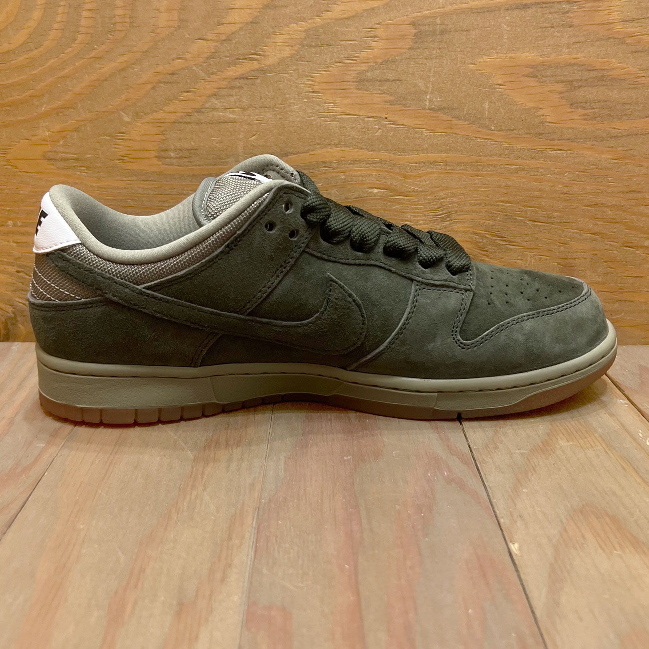 NIKE SB DUNK LOW PRO B SEQUOIA/SEQUIOA-LIGHTARMY | 東京のスケート