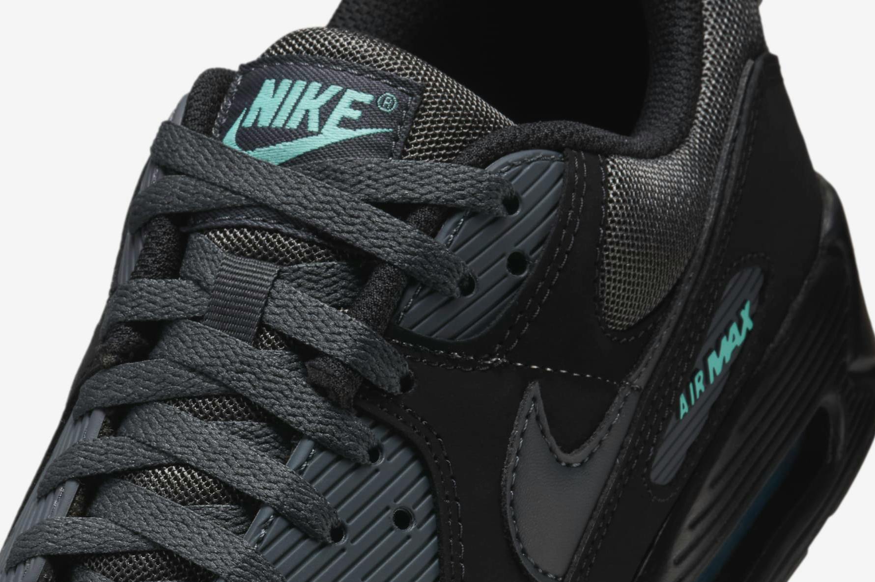 Nike's Air Max 90 Looks Luxury in a Tiffany-Coded Colorway