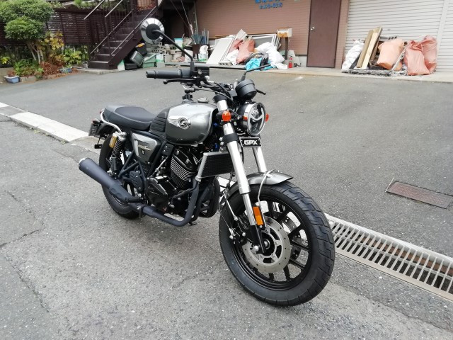 スタッフの試乗インプレ 第7回 【GPX レジェンド250ツイン2