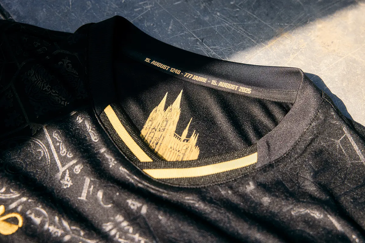 1. FC ケルン77周年 & ケルン大聖堂基礎石設置777周年を記念した3rd