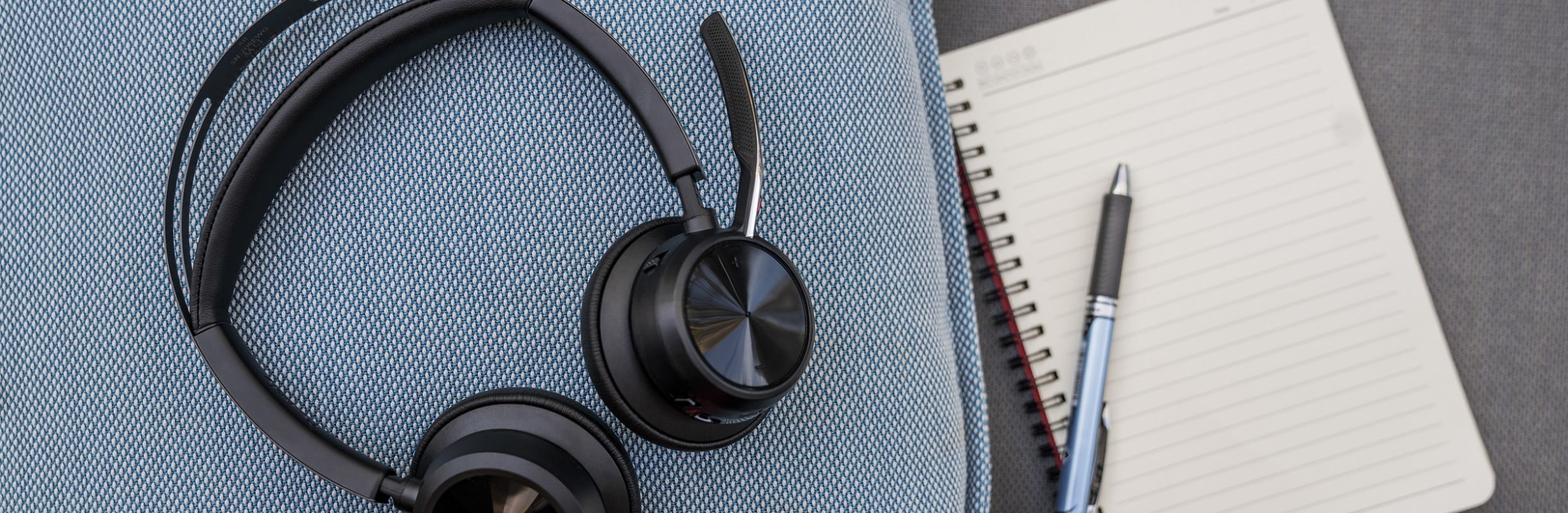 HP Poly Voyager Focus 2 - 両耳モデル Bluetooth ヘッドセット | 日本HP