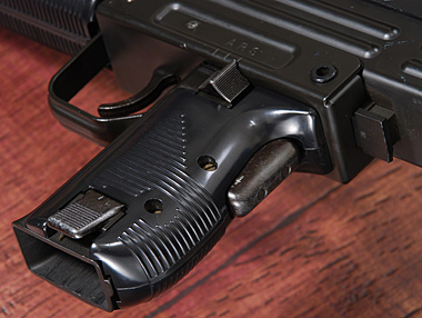 UZI サブマシンガン 東京マルイ 電動ガン エアガンレビュー