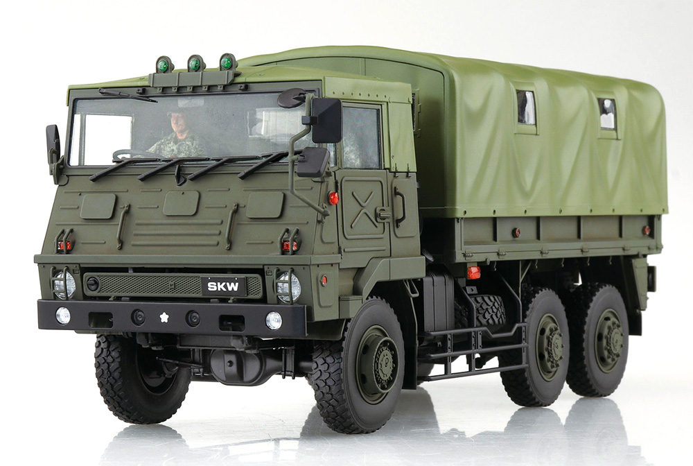 アオシマ 陸上自衛隊 73式大型トラック 3トン半 (ISUZU SKW-464) 1/35