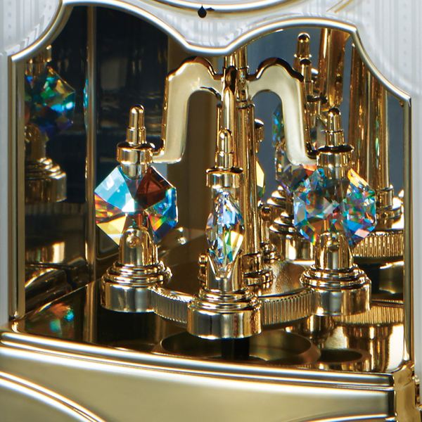 アールヌーボー調の木象嵌が華を添えます！セイコー置時計エンブレム