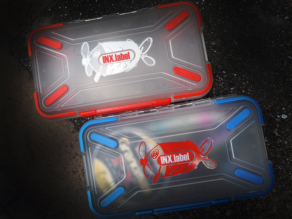 ランガンプラグコンテナー - INX.label