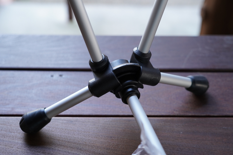 スノーピークの新作、ガビングスタンドを購入。メッシュラックスタンド