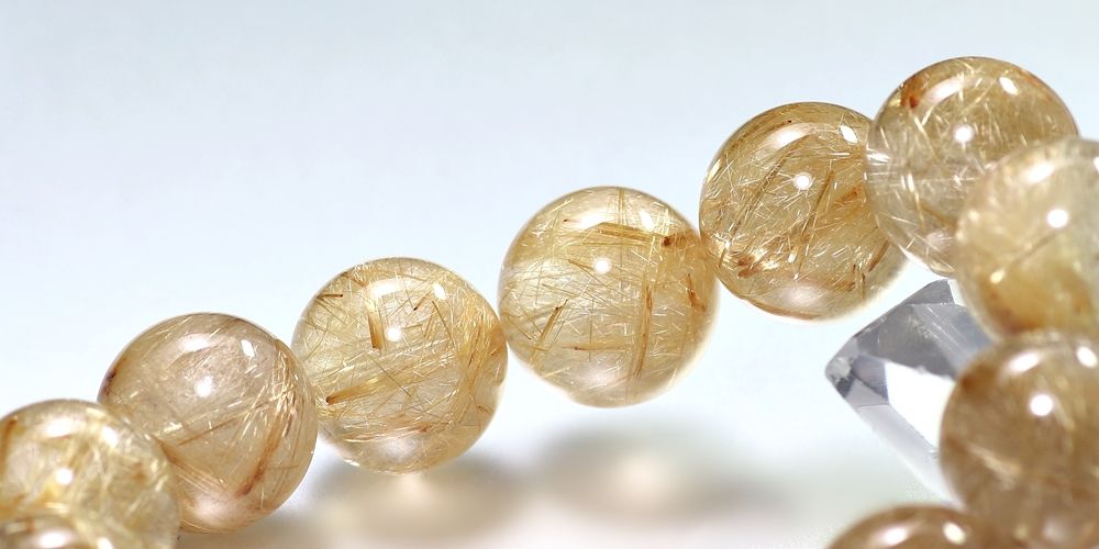 高品質]ゴールドルチルクォーツブレスレット（約17mm大玉！絹のような