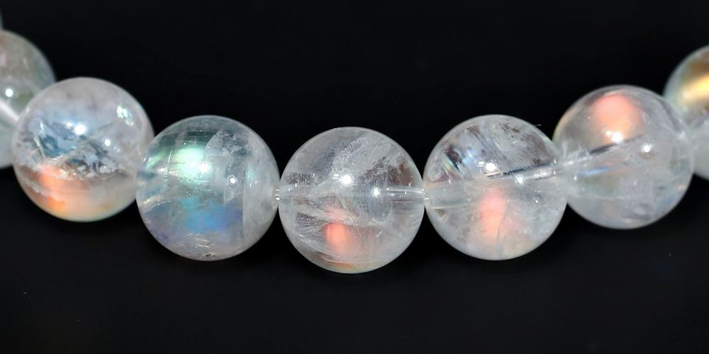 高品質]別鉱床マダガスカル産ホワイトラブラドライトブレスレット