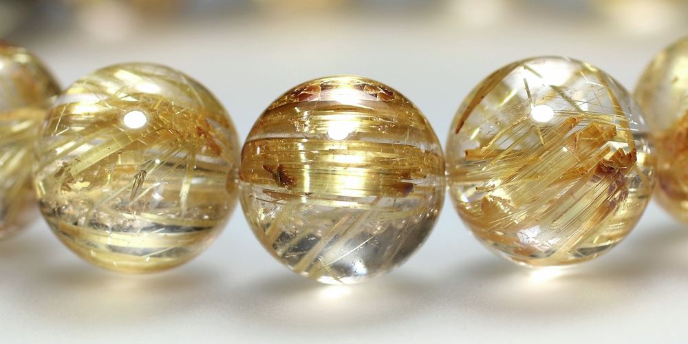 トップクォリティ]ゴールドルチルクォーツブレスレット（約12.5mm玉