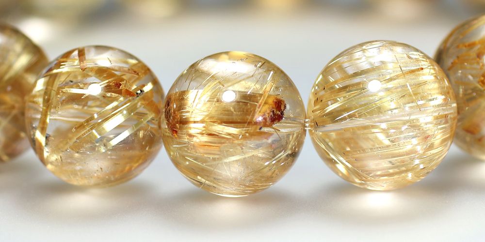 トップクォリティ]ゴールドルチルクォーツブレスレット（約13.5mm玉