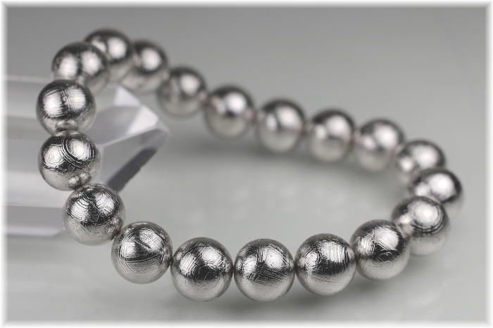 ギベオン隕石ブレスレット（約10.5mm玉） - 埼玉県吉川市の天然石専門