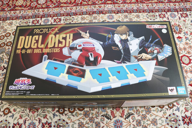 昂ぶる、昂ぶるぞ！！『遊戯王』デュエルディスク&デッキケース付き