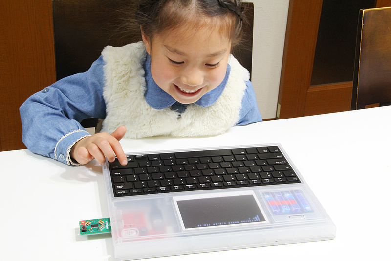 IchigoDyhook（PS-IJ1） | IchigoDake用ドッキングステーション | アイ