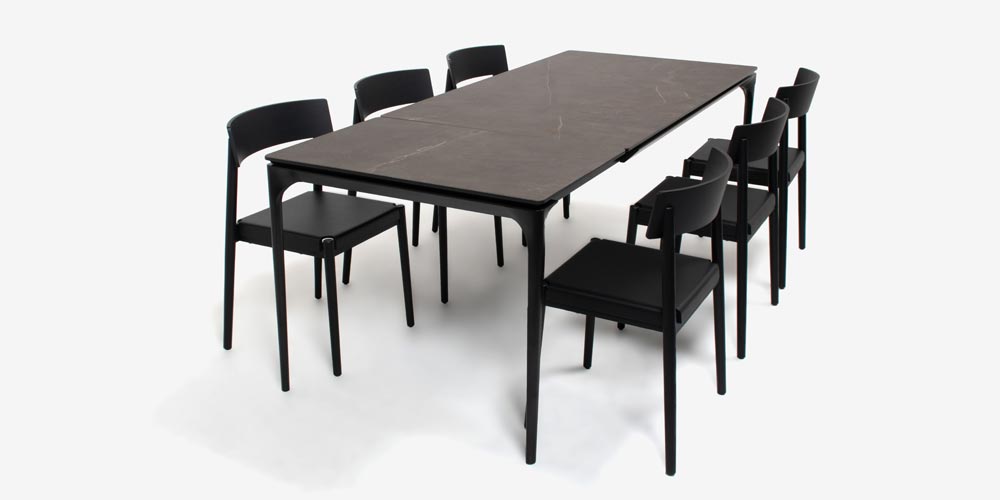 Calligaris（カリガリス）伸長式ダイニングテーブル「Silhouette