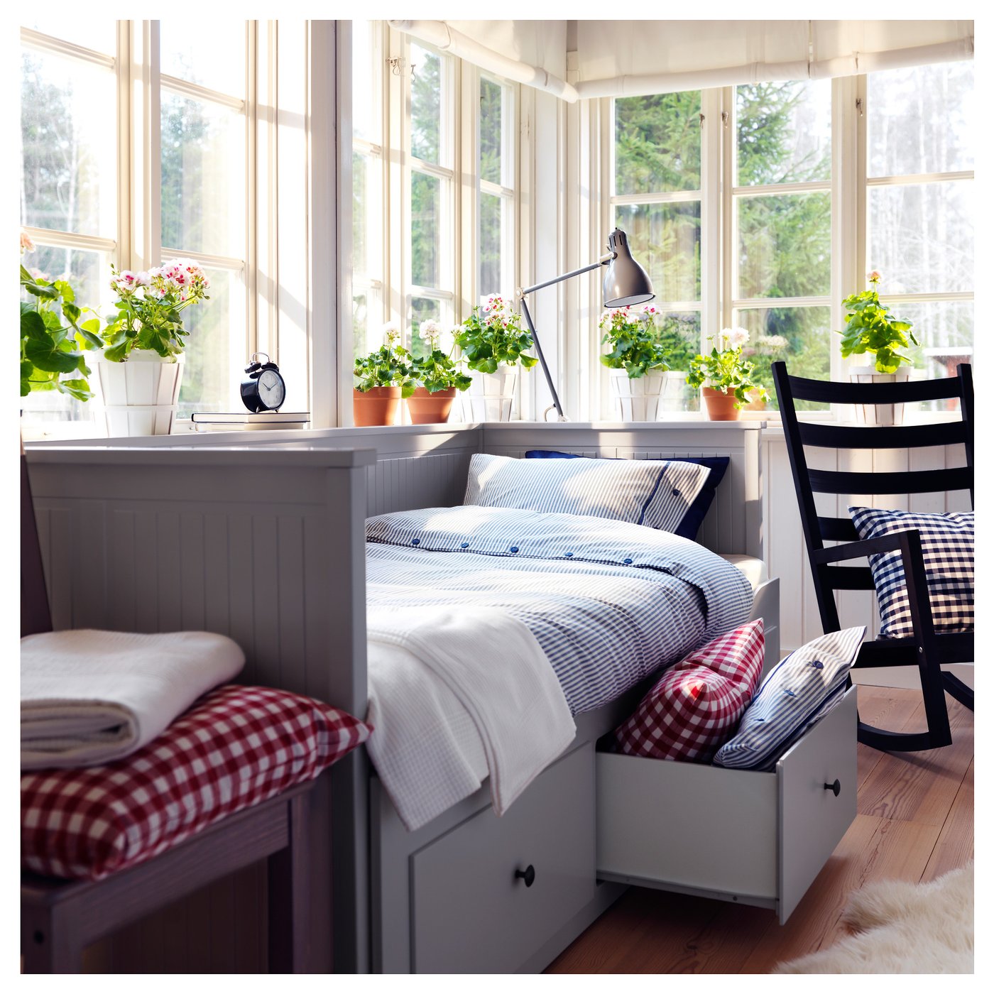 HEMNES ヘムネス デイベッドフレーム（引き出し×3）, グレー - IKEA