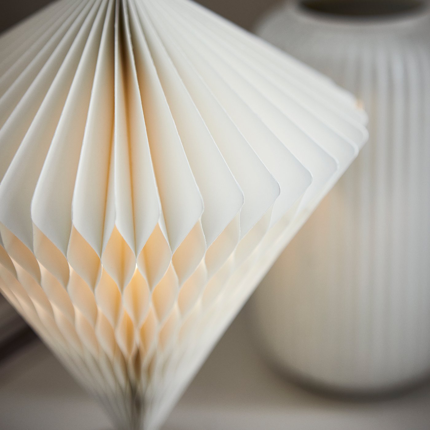 STRÅLA ストローラ LEDデコレーションテーブルランプ, ツリー形 電池式