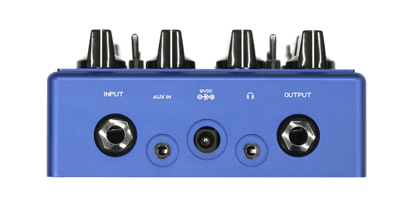 Darkglass Electronics】同社定番機種である「Vintage Ultra V2 with