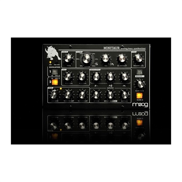 moog モーグ MINITAUR ミニタウ アナログ ベース シンセサイザー