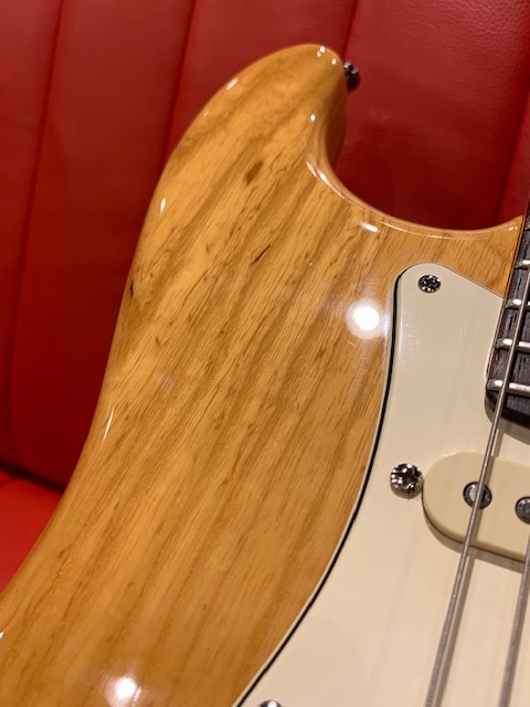本日入荷のUsed Fender Guitar『Classic Player Stratocaster Natural