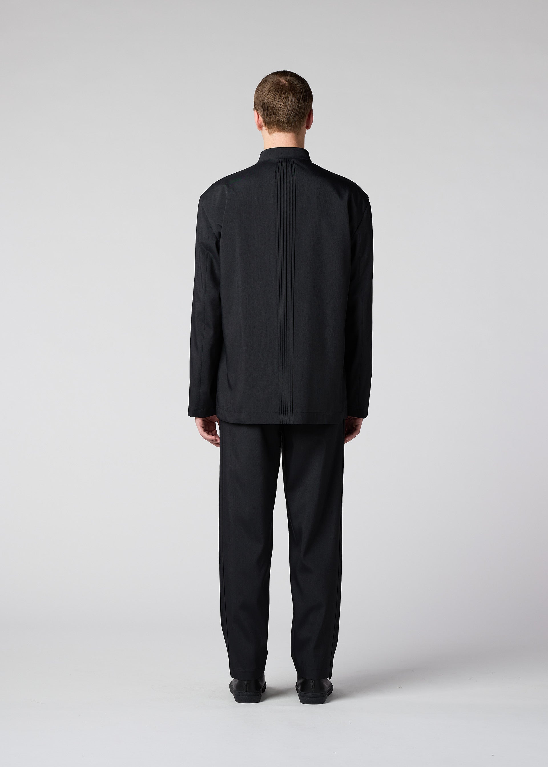 AIR PLEATS – isseymiyake.com