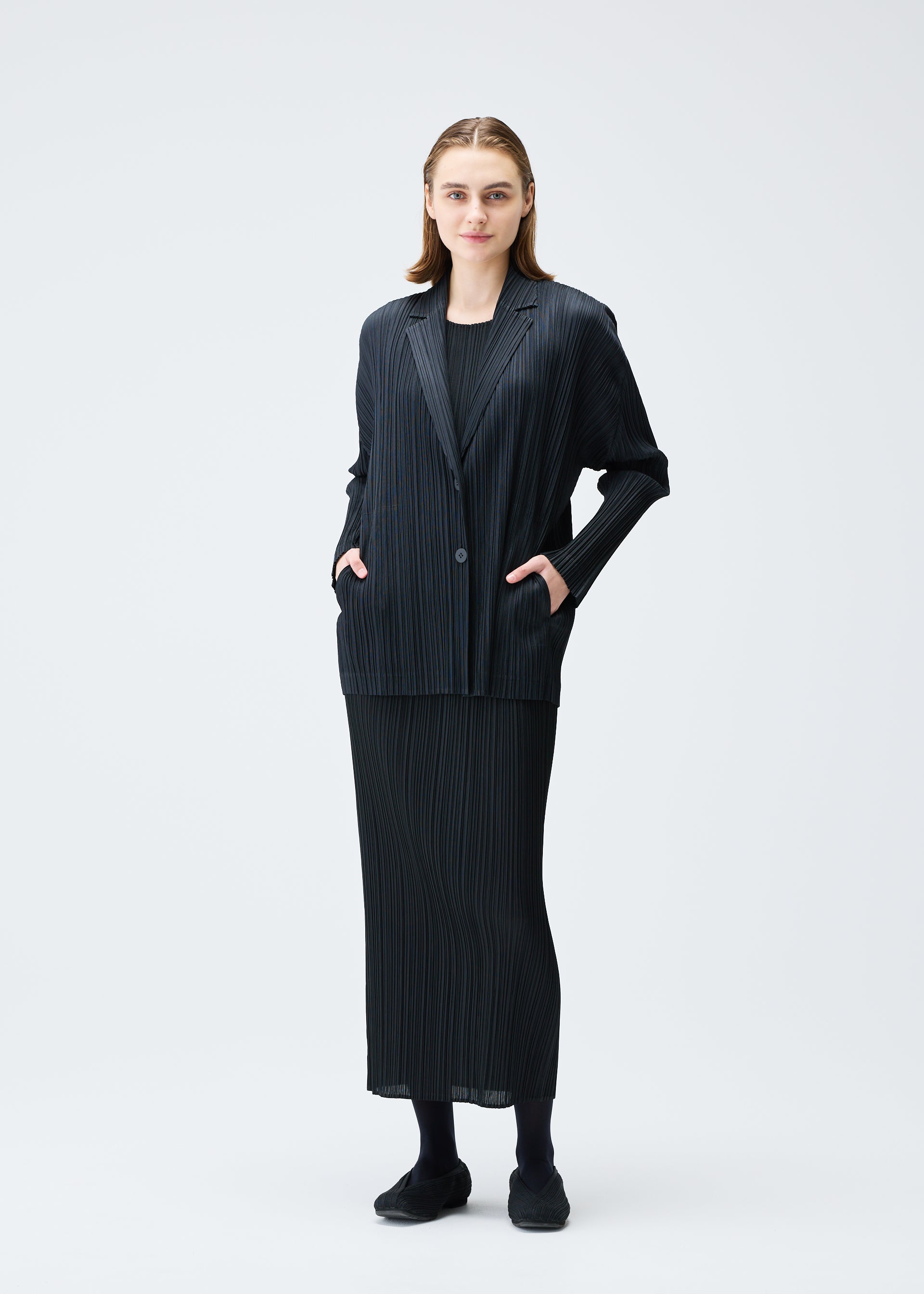 PLEATS JACKET – isseymiyake.com