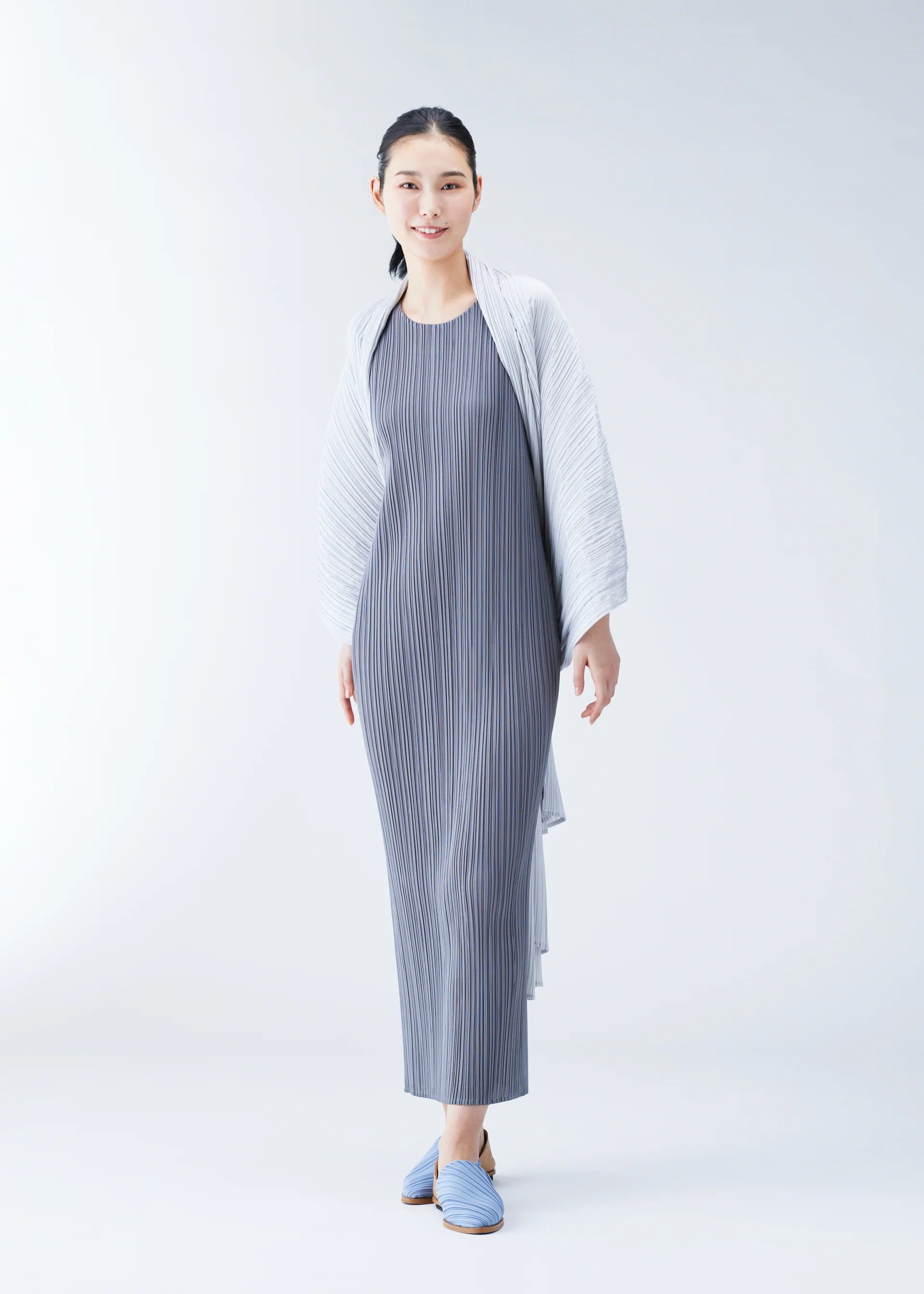 BASIC MADAME-T – isseymiyake.com