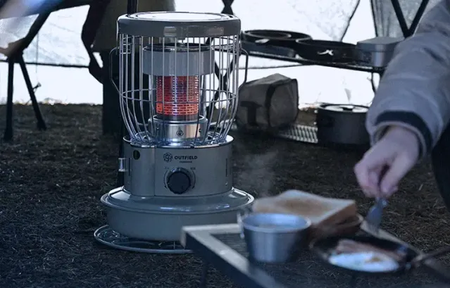 決定版比較】コロナSZ-F32 vs トヨトミ レインボーストーブ｜絶妙な