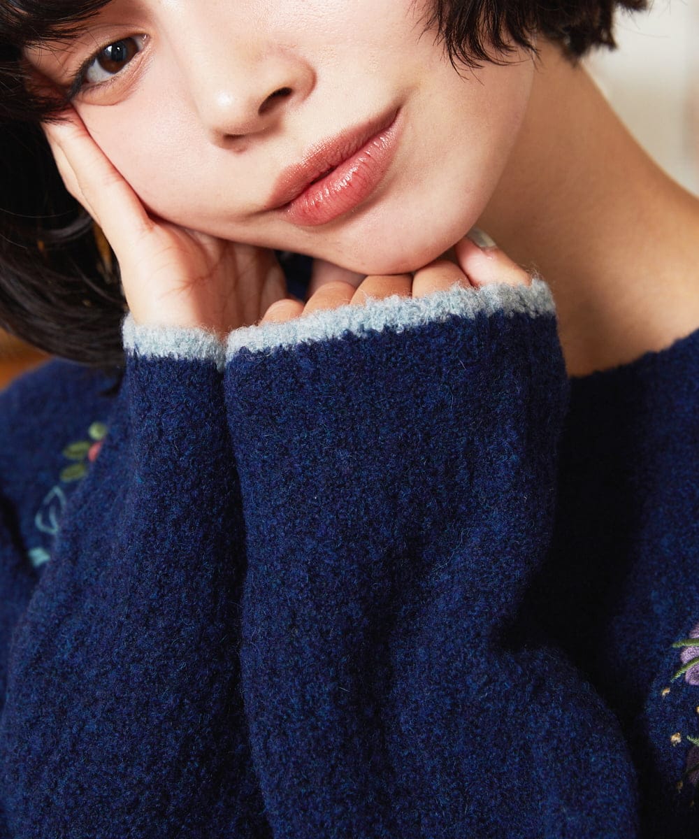 Calle de Bordadores フラワーモチーフニットプルオーバー(ニット