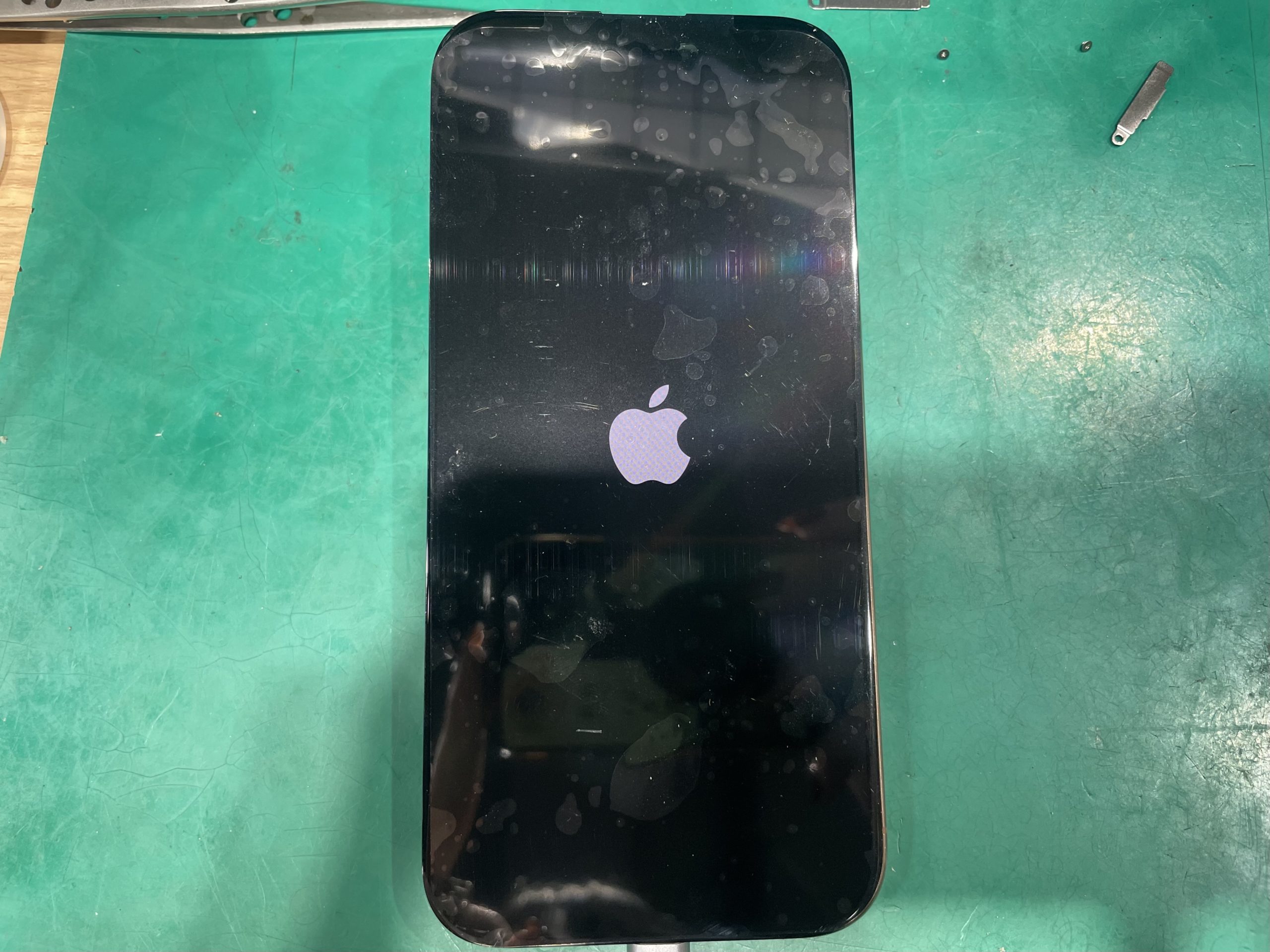 iPhone16Pro フロントパネル交換修理を承りました！ | iPhone修理