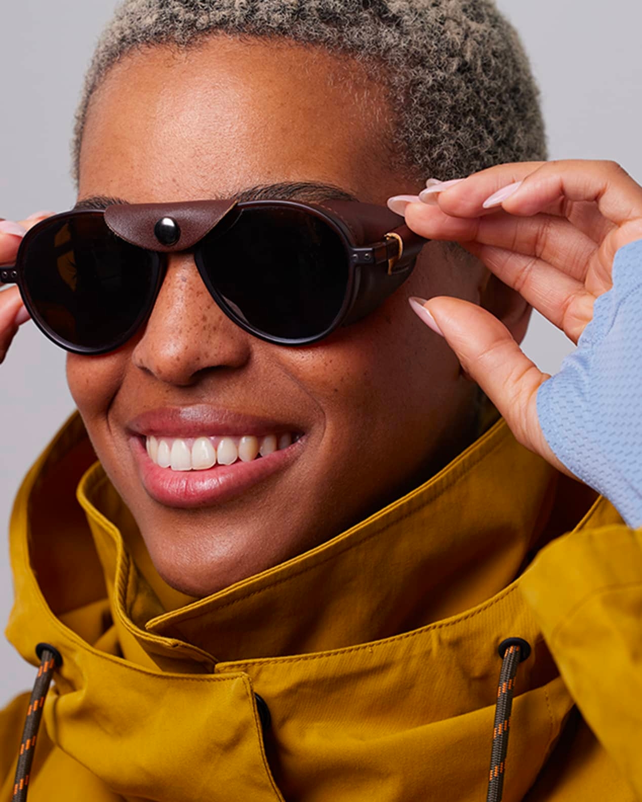 Lunettes de soleil bordeaux #C, forme carrée - IZIPIZI