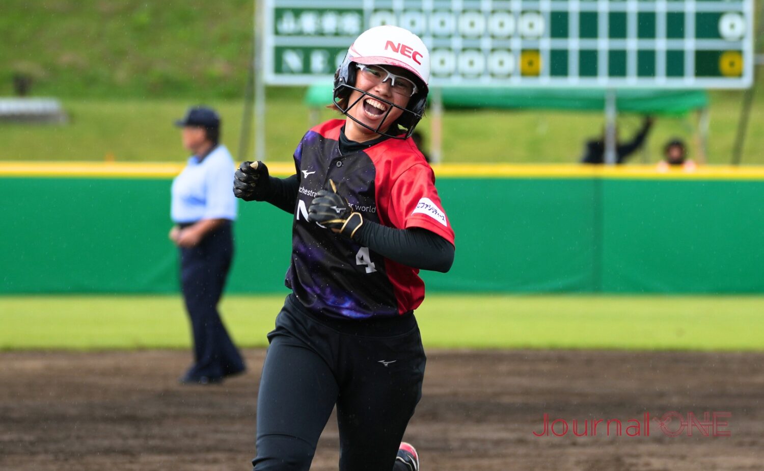 NEC-Redfalcons_Hinano-Shibata.jpg