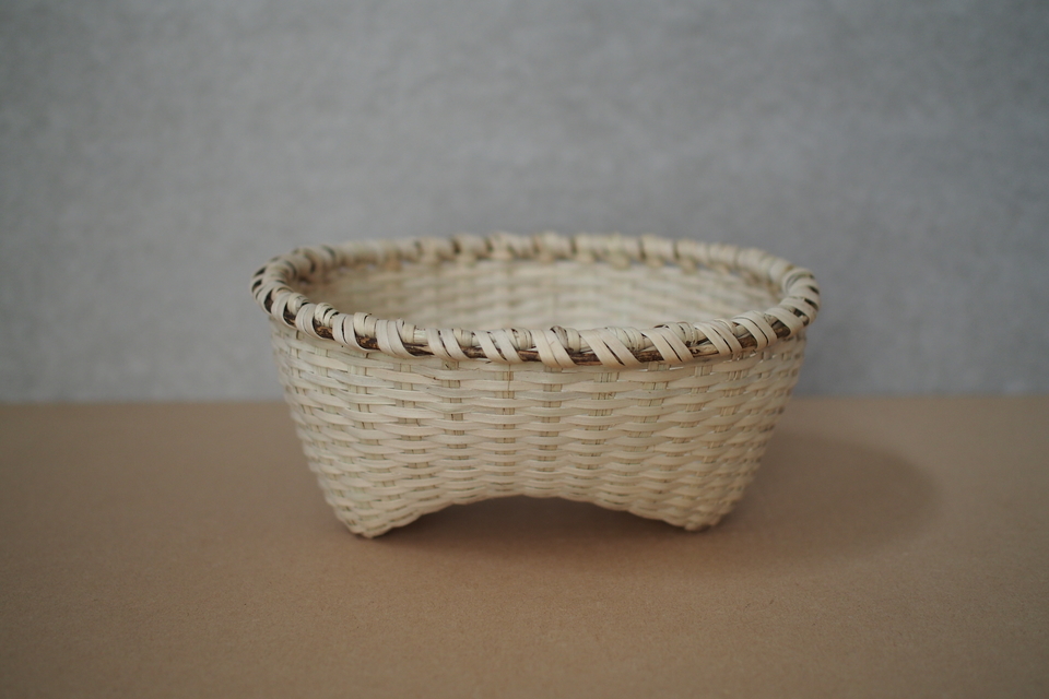 マタタビの足付きざる - ウェブショップ - jokogumo - よこぐも