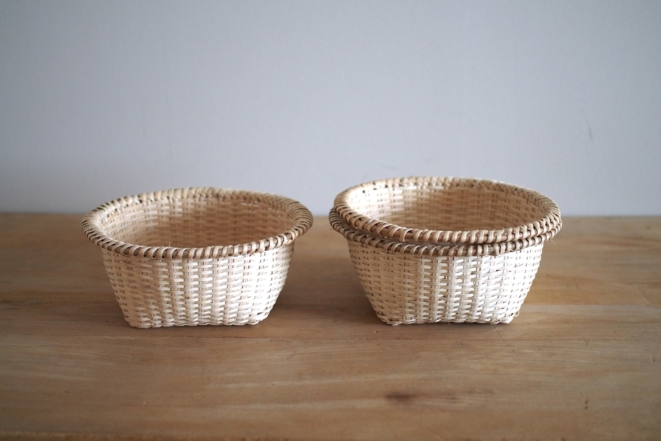 素朴で小振りなマタタビ四ツ目ざる - ウェブショップ - jokogumo - よ