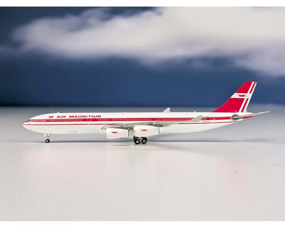 www.JetCollector.com: Air Mauritius A340-300 3B-NAV 1:400 Scale