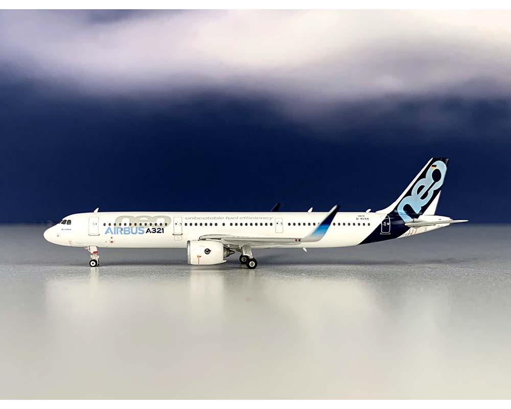 全日空商事 1/144 ANA A321 neo Solid model 全日空商事 1/144 ANA