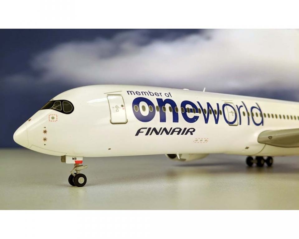 FINNAIR A350-900 OH-LHB One World w/ Stand 1:200 Scale JC WINGS 200
