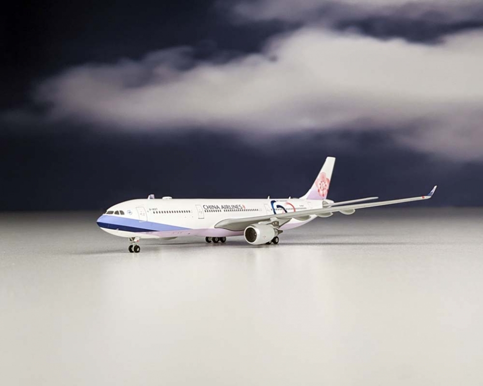 www.JetCollector.com: China Airlines A330-300 60th Anniversary B
