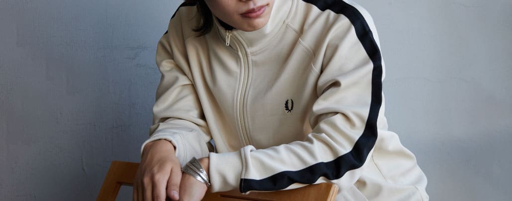 FRED PERRY別注トラックジャケット＆パンツをリリース｜JEANS FACTORY