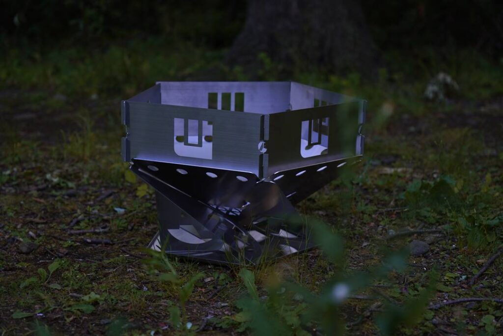 takibi_no_asi】 スタイリッシュな焚火台 by asimocrafts｜JEFFREY's