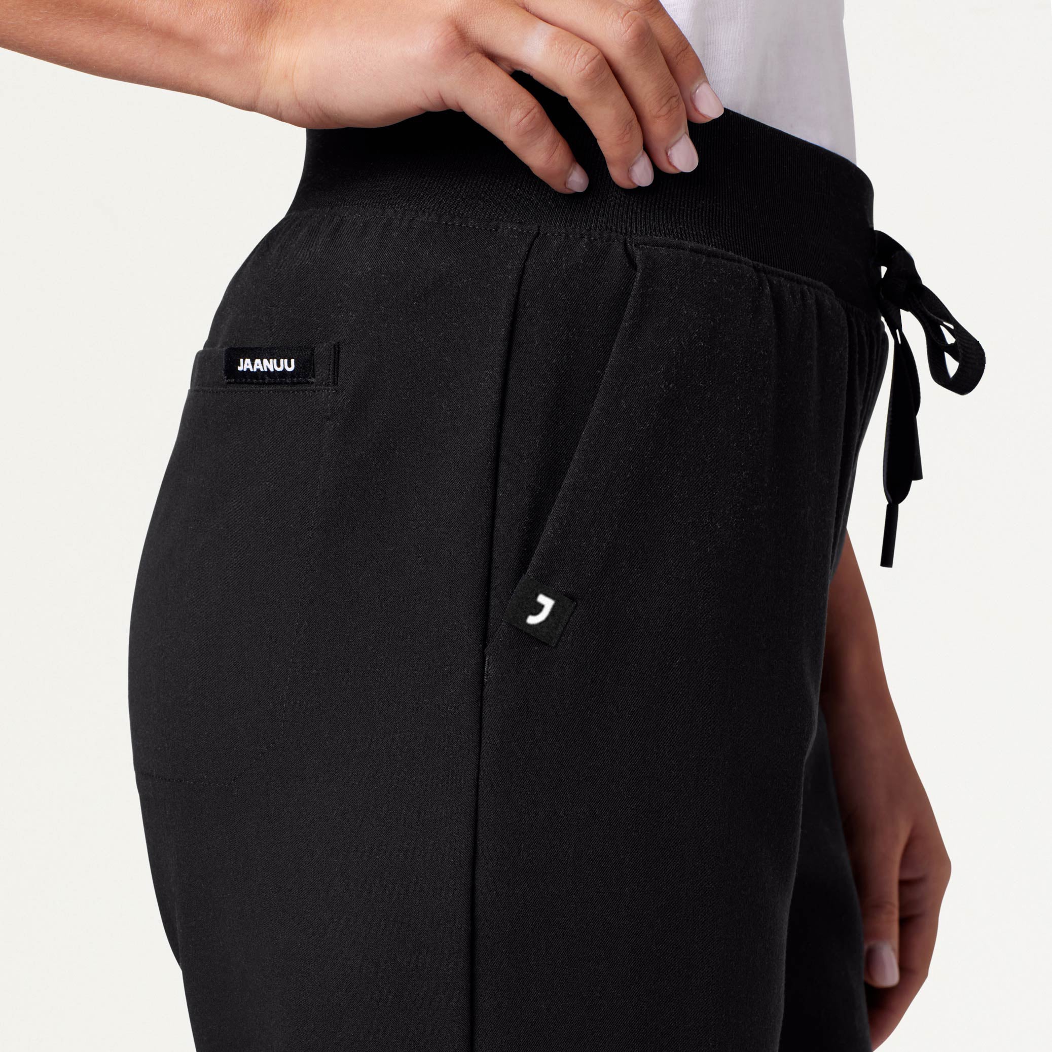 Xenos Essential Knit-Waist Scrub Pant - Black – JAANUU