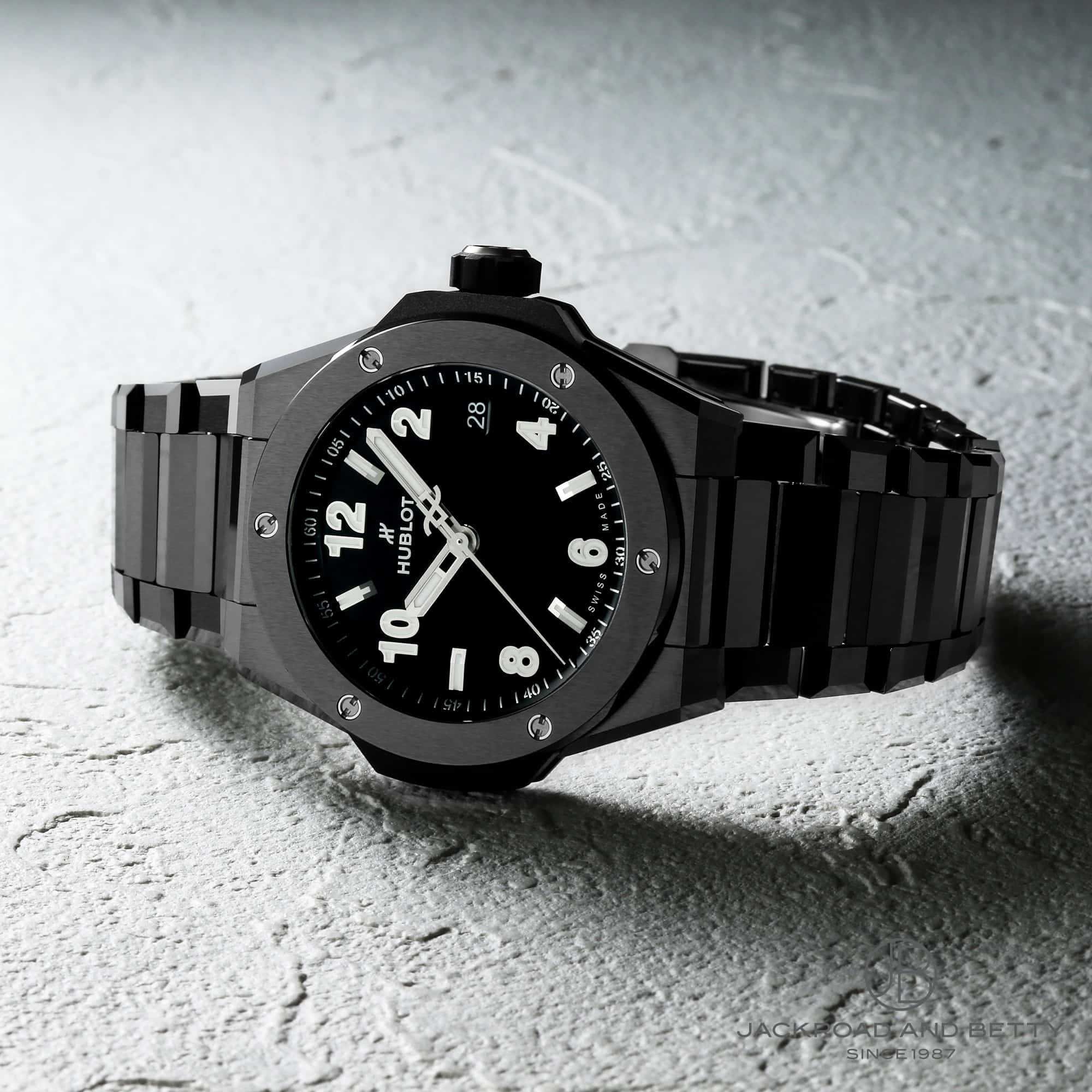 ビッグ・バン インテグレーテッド タイムオンリー ブラックマジック