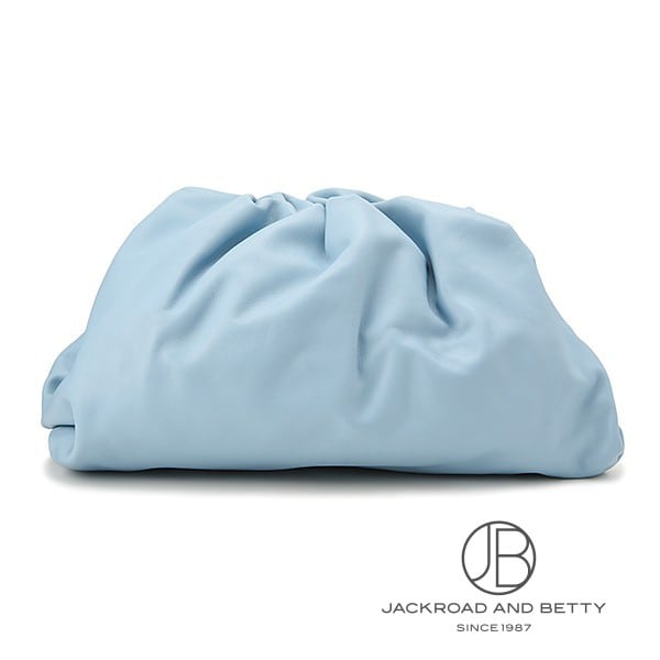 ポーチ クラッチ バッグ アイス ライトブルー[576227 VCP40 1715