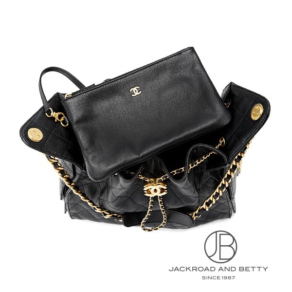 CHANEL 25 ミディアム ハンドバッグ ブラック 黒[AS5311 B20304 94305